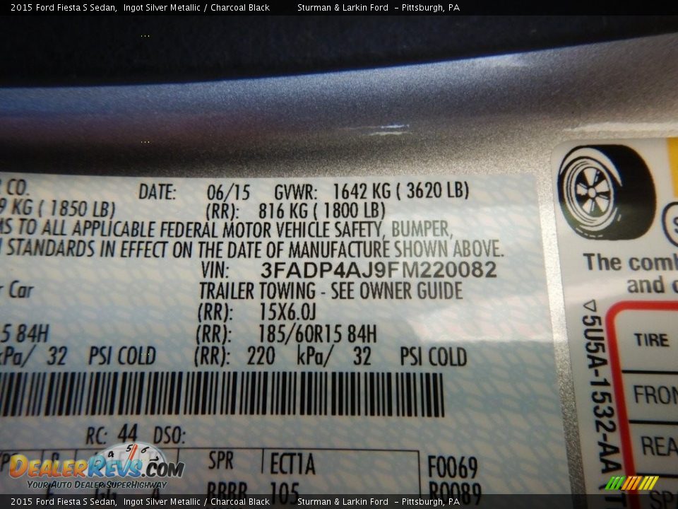 2015 Ford Fiesta S Sedan Ingot Silver Metallic / Charcoal Black Photo #12