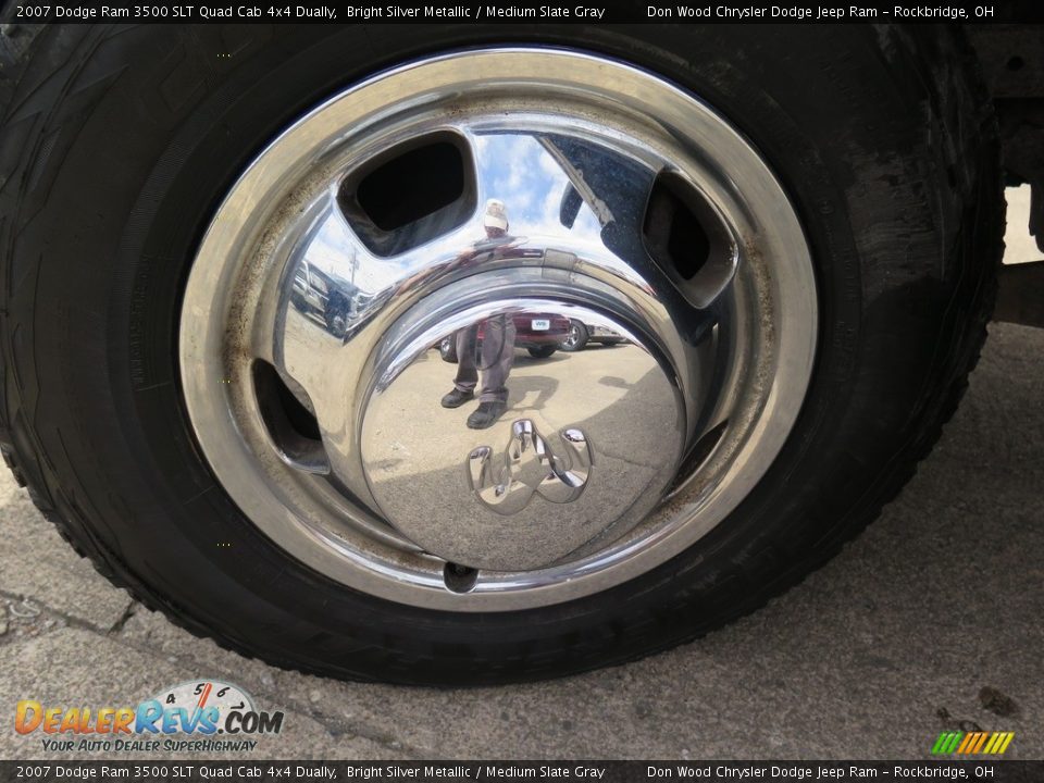 2007 Dodge Ram 3500 SLT Quad Cab 4x4 Dually Bright Silver Metallic / Medium Slate Gray Photo #29