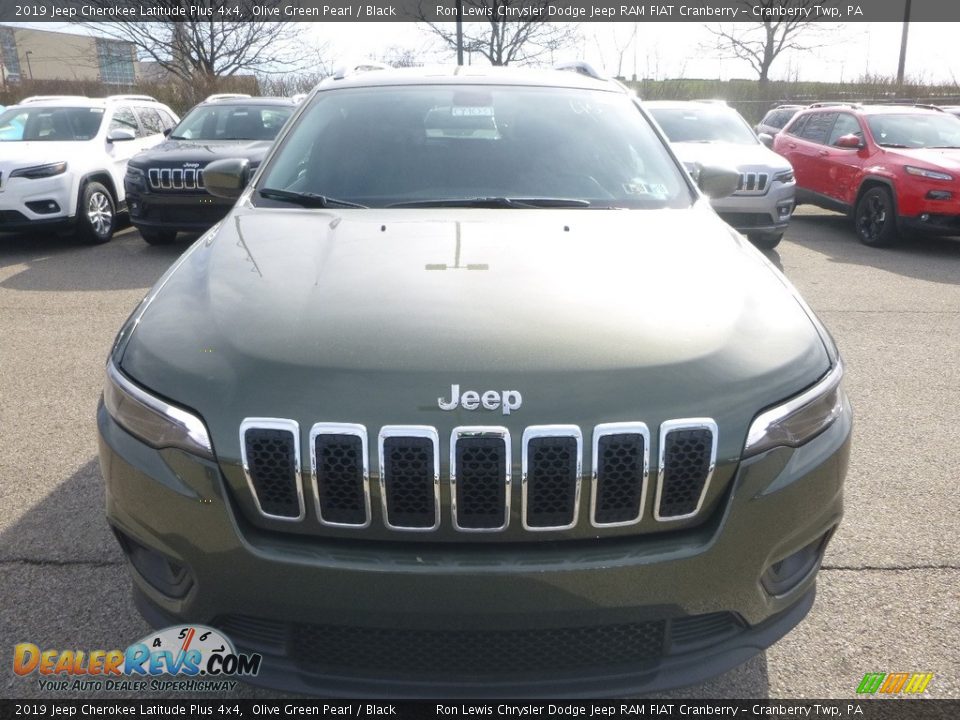 2019 Jeep Cherokee Latitude Plus 4x4 Olive Green Pearl / Black Photo #8