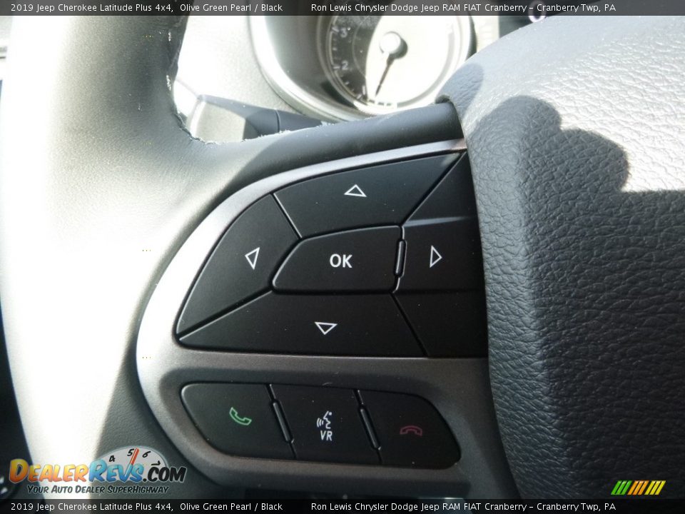 2019 Jeep Cherokee Latitude Plus 4x4 Olive Green Pearl / Black Photo #17