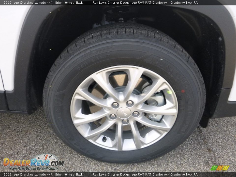 2019 Jeep Cherokee Latitude 4x4 Bright White / Black Photo #9