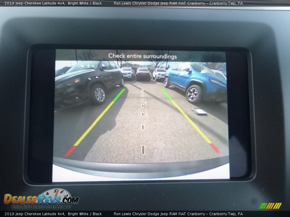 2019 Jeep Cherokee Latitude 4x4 Bright White / Black Photo #18