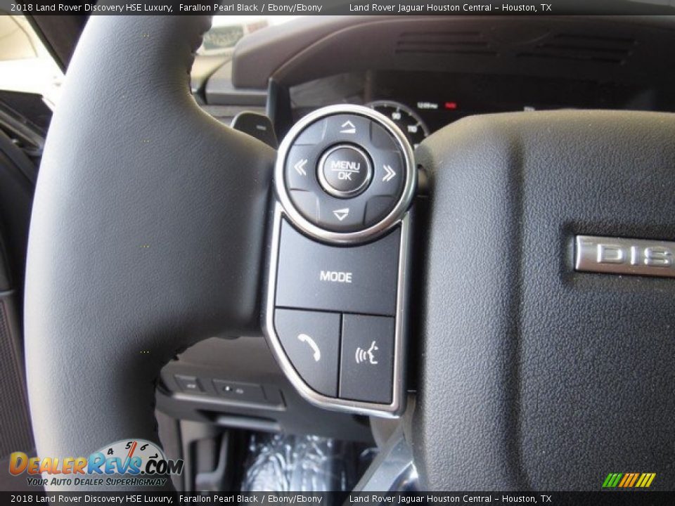 Controls of 2018 Land Rover Discovery HSE Luxury Photo #28