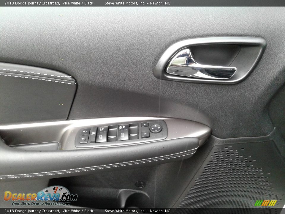 2018 Dodge Journey Crossroad Vice White / Black Photo #9