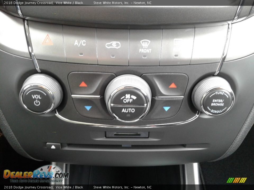 2018 Dodge Journey Crossroad Vice White / Black Photo #28