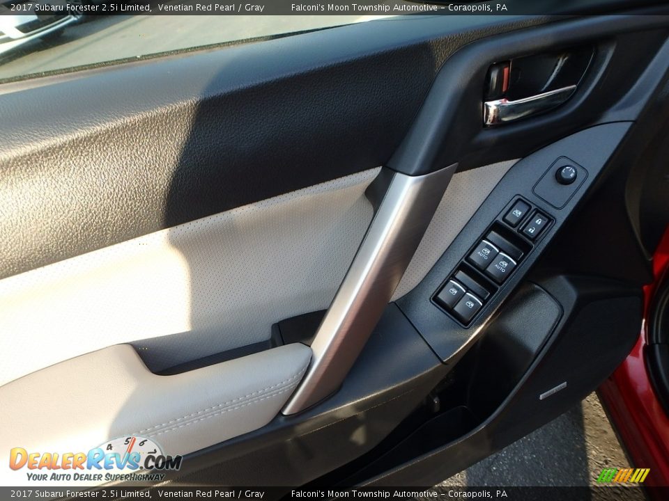2017 Subaru Forester 2.5i Limited Venetian Red Pearl / Gray Photo #18