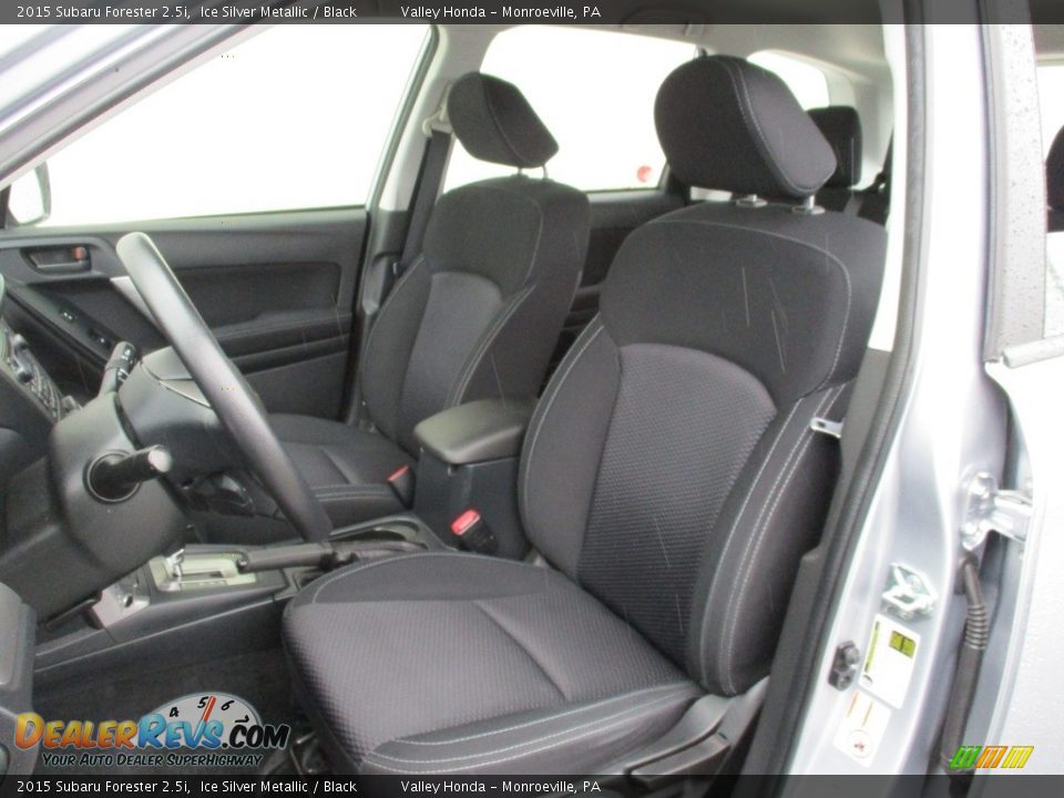 2015 Subaru Forester 2.5i Ice Silver Metallic / Black Photo #11