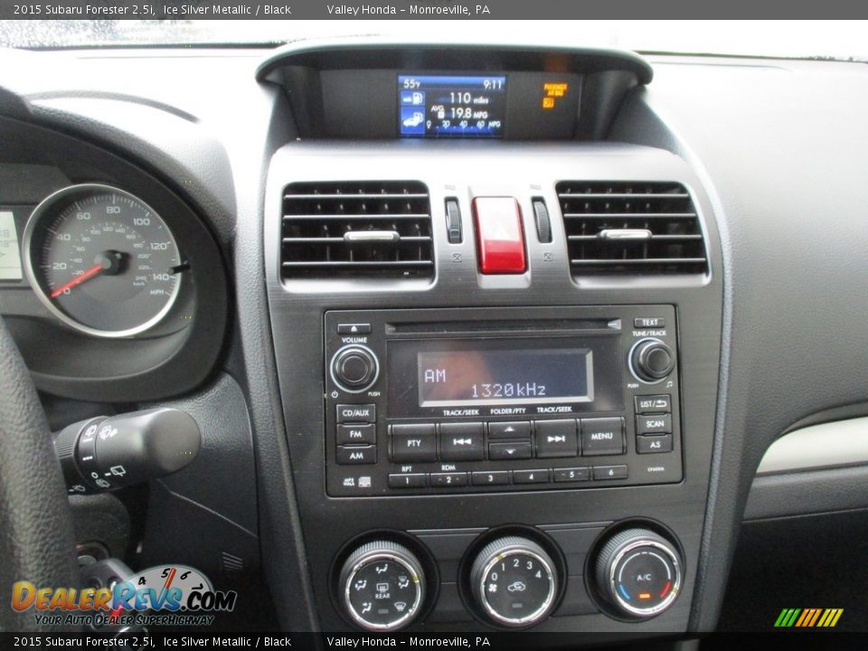 2015 Subaru Forester 2.5i Ice Silver Metallic / Black Photo #15