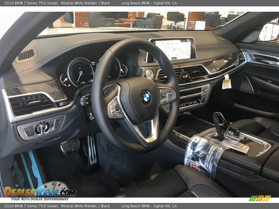 Black Interior - 2019 BMW 7 Series 750i Sedan Photo #5