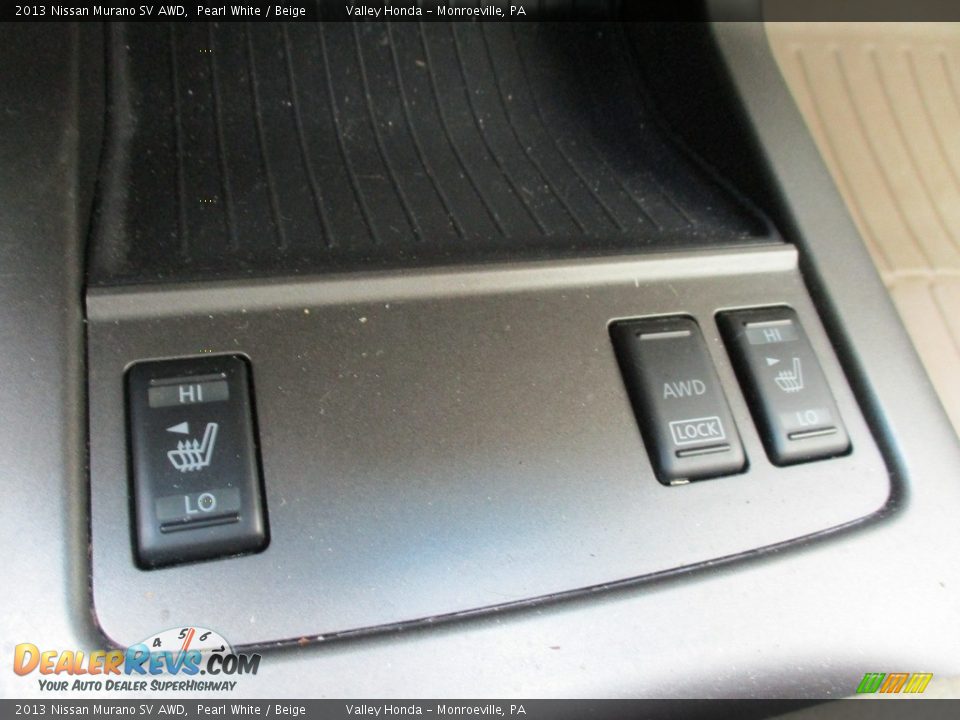 2013 Nissan Murano SV AWD Pearl White / Beige Photo #18
