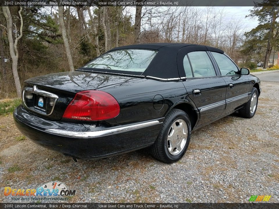 2002 Lincoln Continental Black / Deep Charcoal Photo #7