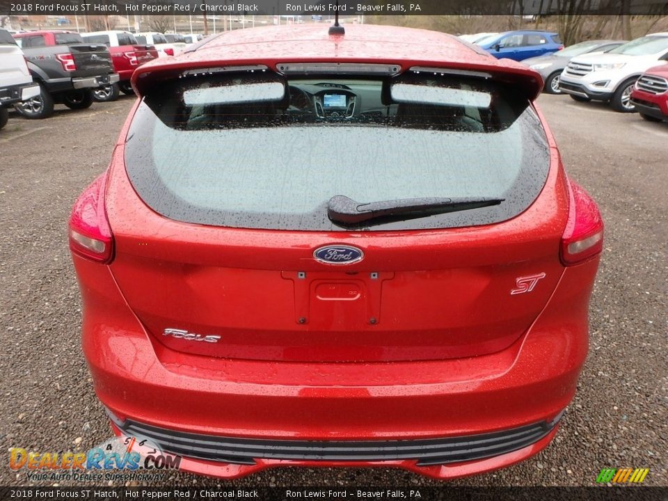 2018 Ford Focus ST Hatch Hot Pepper Red / Charcoal Black Photo #3