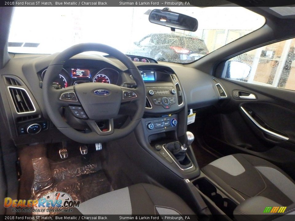 2018 Ford Focus ST Hatch Blue Metallic / Charcoal Black Photo #8