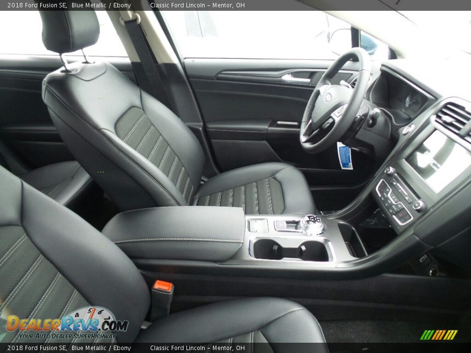 2018 Ford Fusion SE Blue Metallic / Ebony Photo #4