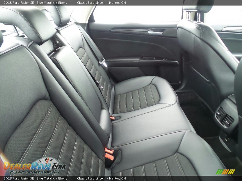 2018 Ford Fusion SE Blue Metallic / Ebony Photo #5
