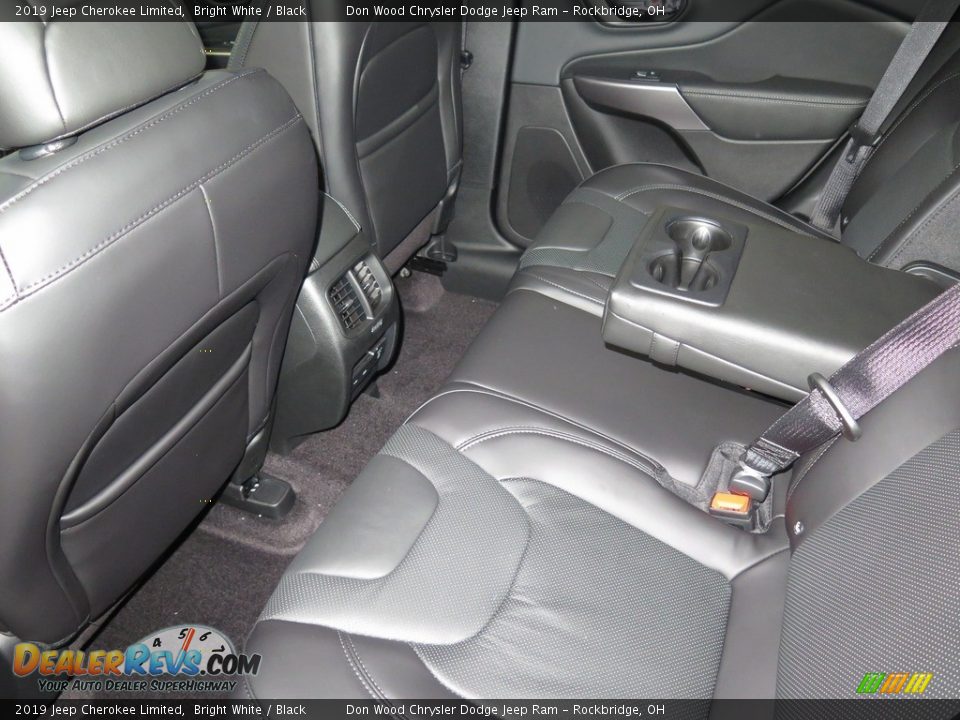 Rear Seat of 2019 Jeep Cherokee Limited Photo #28