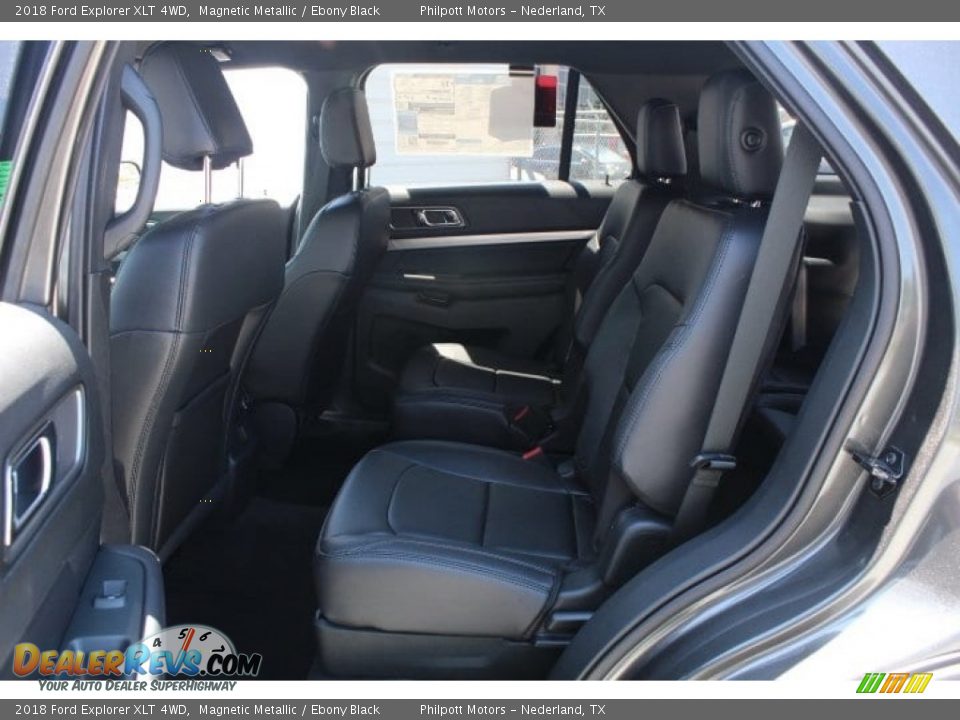 2018 Ford Explorer XLT 4WD Magnetic Metallic / Ebony Black Photo #24