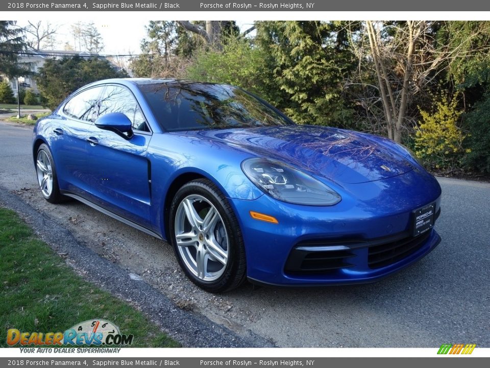 Front 3/4 View of 2018 Porsche Panamera 4 Photo #8