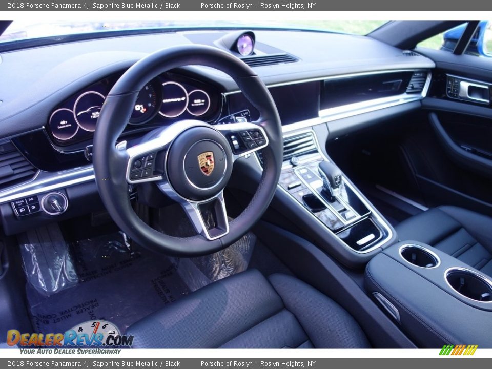 Black Interior - 2018 Porsche Panamera 4 Photo #10