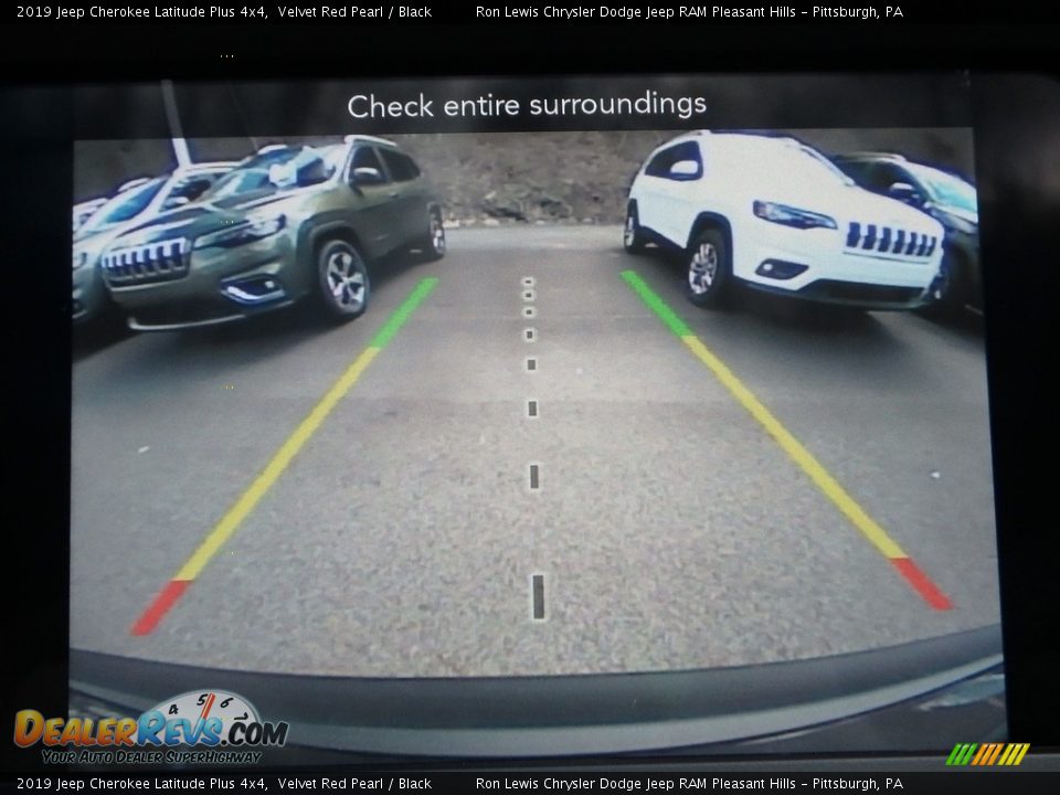 2019 Jeep Cherokee Latitude Plus 4x4 Velvet Red Pearl / Black Photo #18