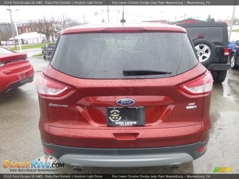 2016 Ford Escape SE 4WD Ruby Red Metallic / Medium Light Stone Photo #4