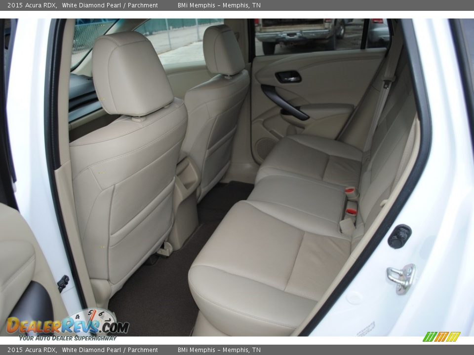 2015 Acura RDX White Diamond Pearl / Parchment Photo #24