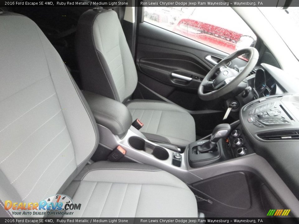 2016 Ford Escape SE 4WD Ruby Red Metallic / Medium Light Stone Photo #12