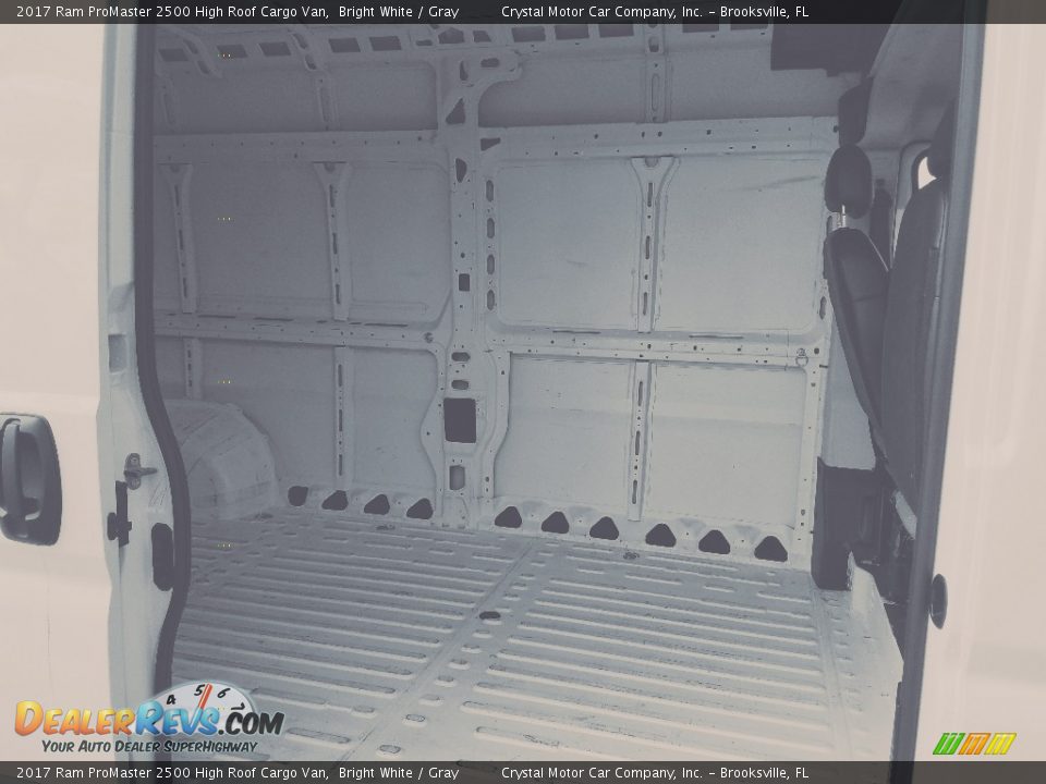 2017 Ram ProMaster 2500 High Roof Cargo Van Bright White / Gray Photo #17