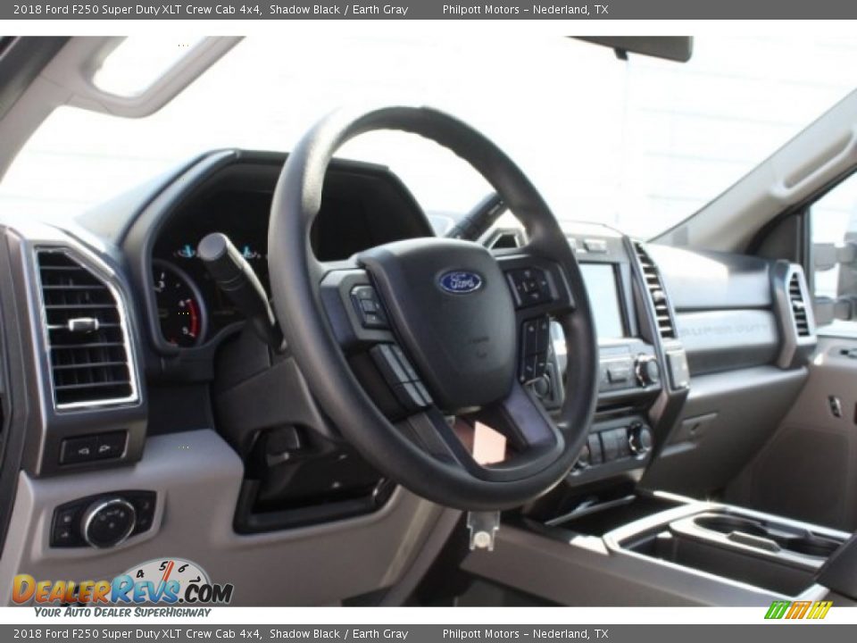 2018 Ford F250 Super Duty XLT Crew Cab 4x4 Shadow Black / Earth Gray Photo #13