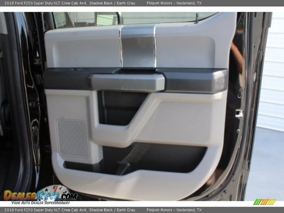 2018 Ford F250 Super Duty XLT Crew Cab 4x4 Shadow Black / Earth Gray Photo #29