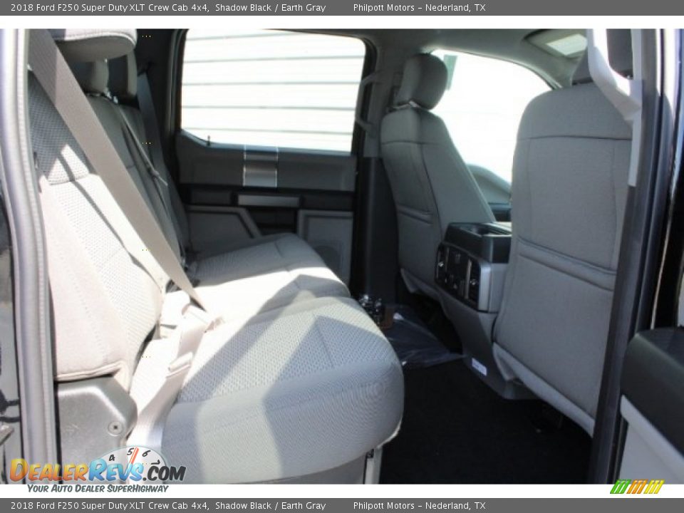 2018 Ford F250 Super Duty XLT Crew Cab 4x4 Shadow Black / Earth Gray Photo #30