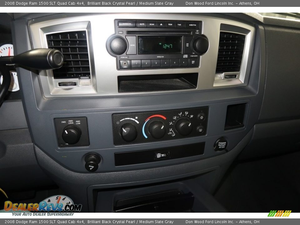 2008 Dodge Ram 1500 SLT Quad Cab 4x4 Brilliant Black Crystal Pearl / Medium Slate Gray Photo #16