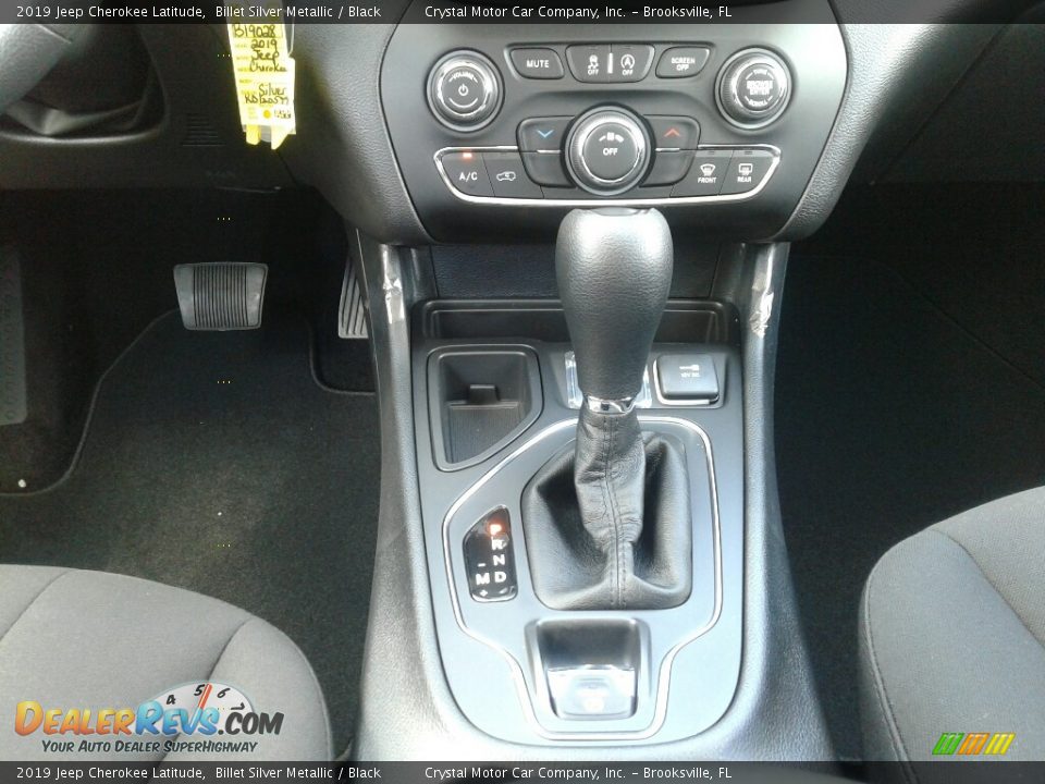 2019 Jeep Cherokee Latitude Billet Silver Metallic / Black Photo #16