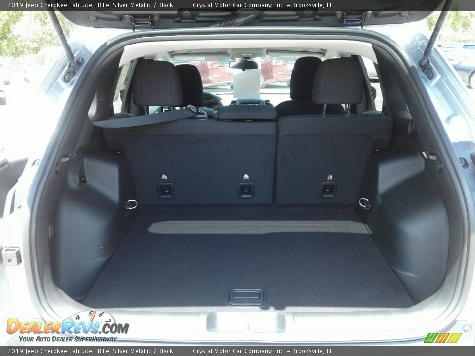 2019 Jeep Cherokee Latitude Billet Silver Metallic / Black Photo #19
