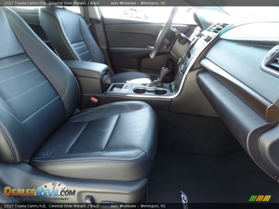 2017 Toyota Camry XLE Celestial Silver Metallic / Black Photo #13