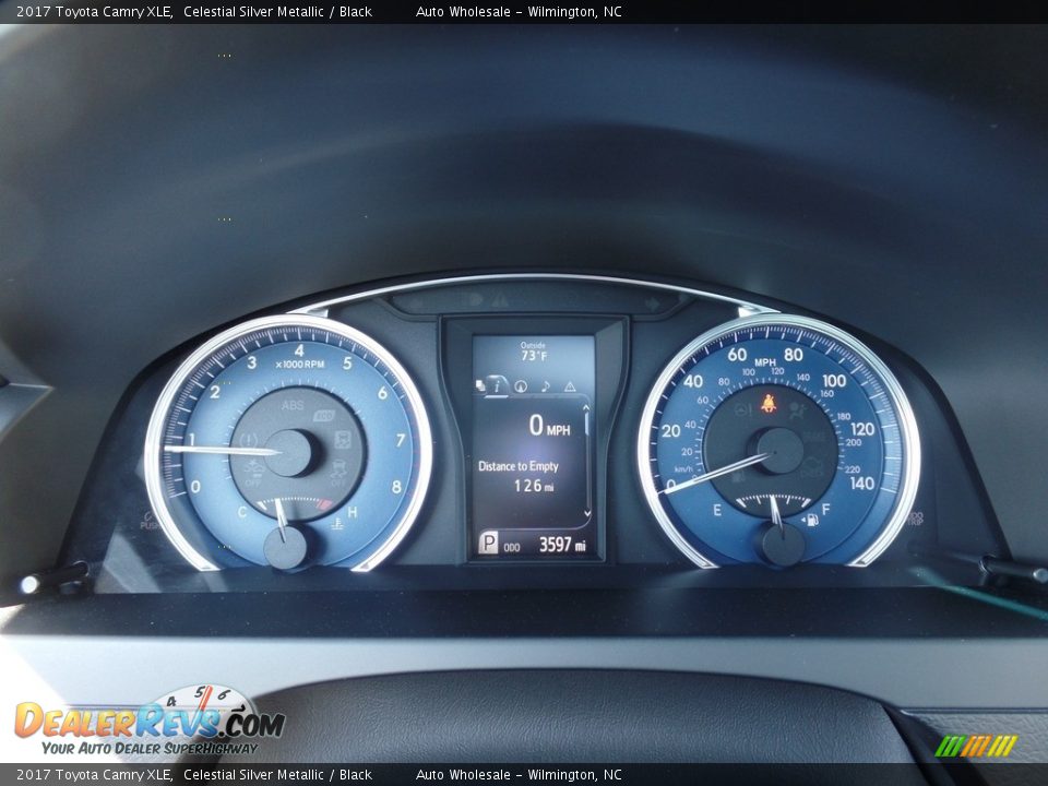 2017 Toyota Camry XLE Celestial Silver Metallic / Black Photo #16