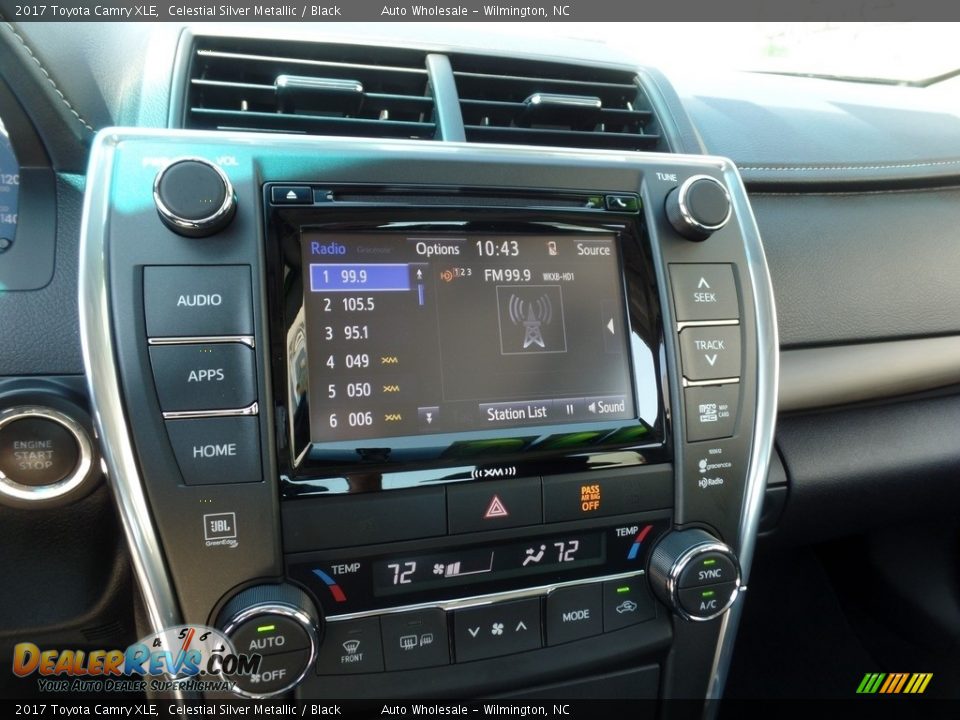 2017 Toyota Camry XLE Celestial Silver Metallic / Black Photo #17