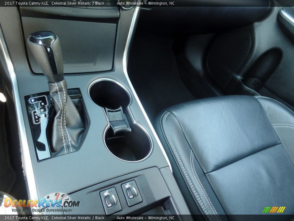 2017 Toyota Camry XLE Celestial Silver Metallic / Black Photo #19