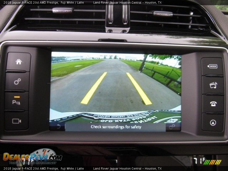 2018 Jaguar F-PACE 20d AWD Prestige Fuji White / Latte Photo #33