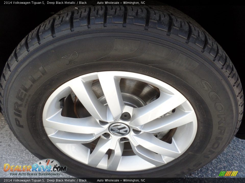 2014 Volkswagen Tiguan S Deep Black Metallic / Black Photo #7