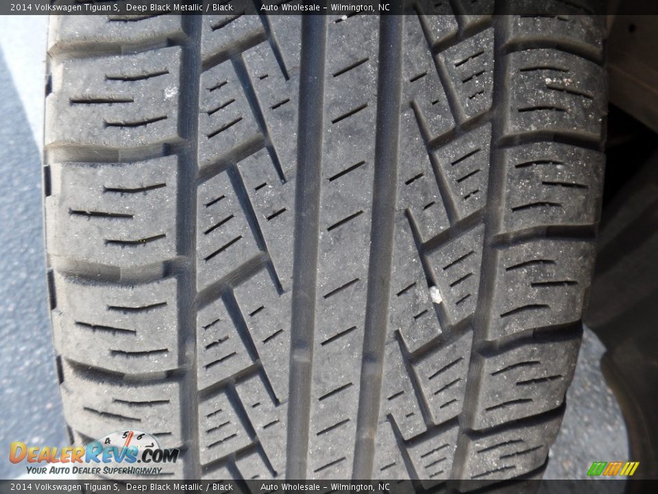 2014 Volkswagen Tiguan S Deep Black Metallic / Black Photo #10