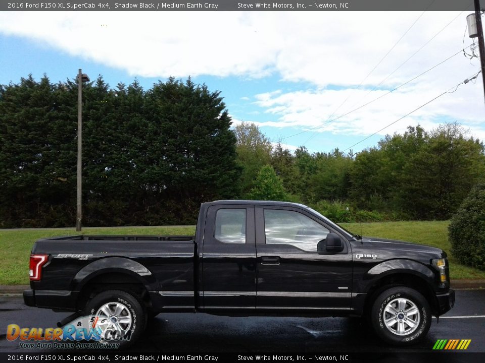2016 Ford F150 XL SuperCab 4x4 Shadow Black / Medium Earth Gray Photo #5