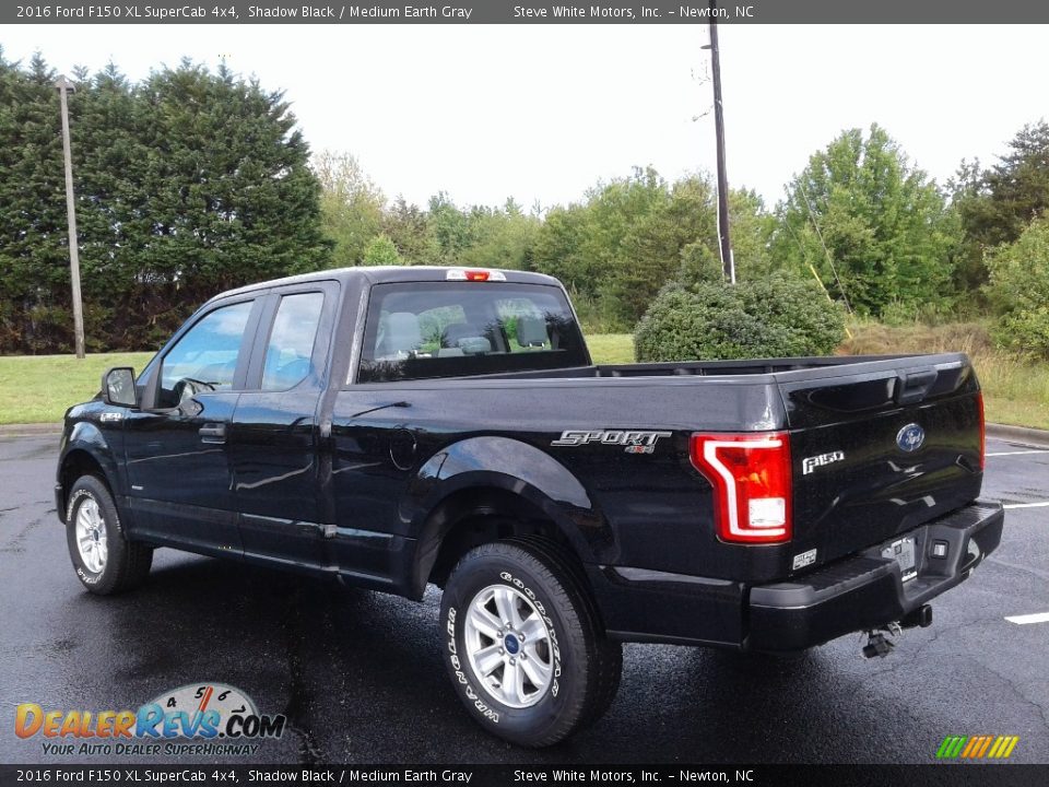 2016 Ford F150 XL SuperCab 4x4 Shadow Black / Medium Earth Gray Photo #8