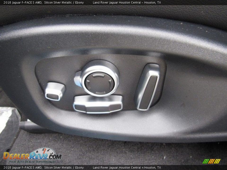 Controls of 2018 Jaguar F-PACE S AWD Photo #27