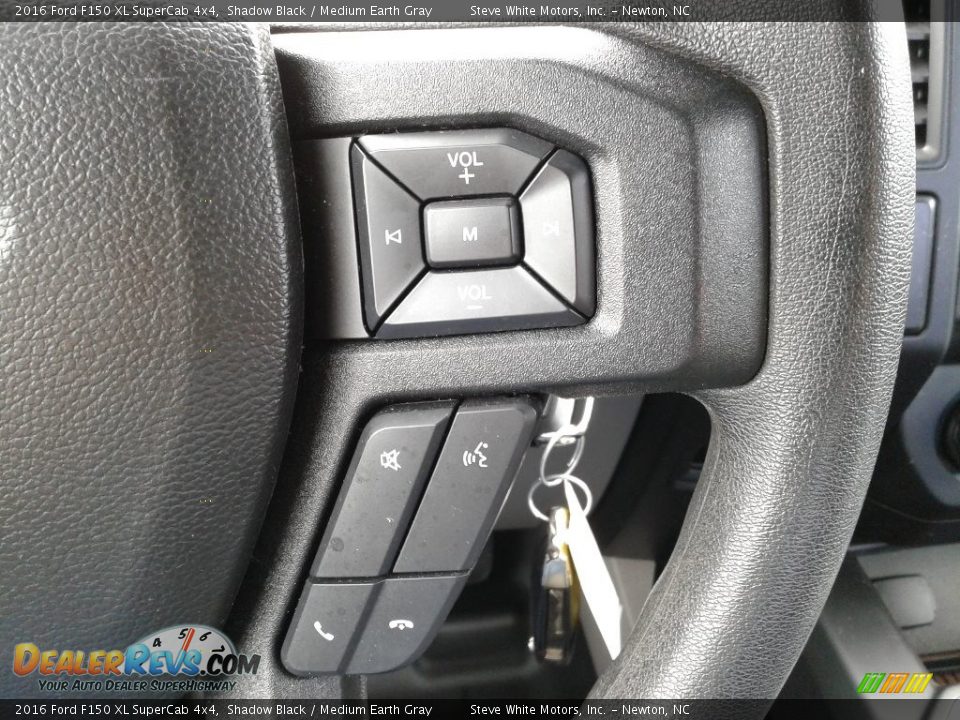 2016 Ford F150 XL SuperCab 4x4 Shadow Black / Medium Earth Gray Photo #16