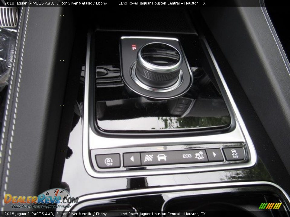 Controls of 2018 Jaguar F-PACE S AWD Photo #35