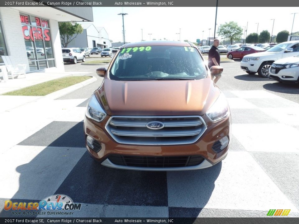 2017 Ford Escape SE Canyon Ridge / Charcoal Black Photo #2