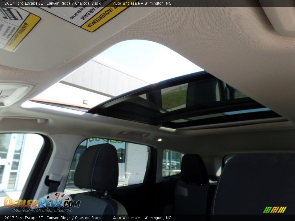 2017 Ford Escape SE Canyon Ridge / Charcoal Black Photo #11