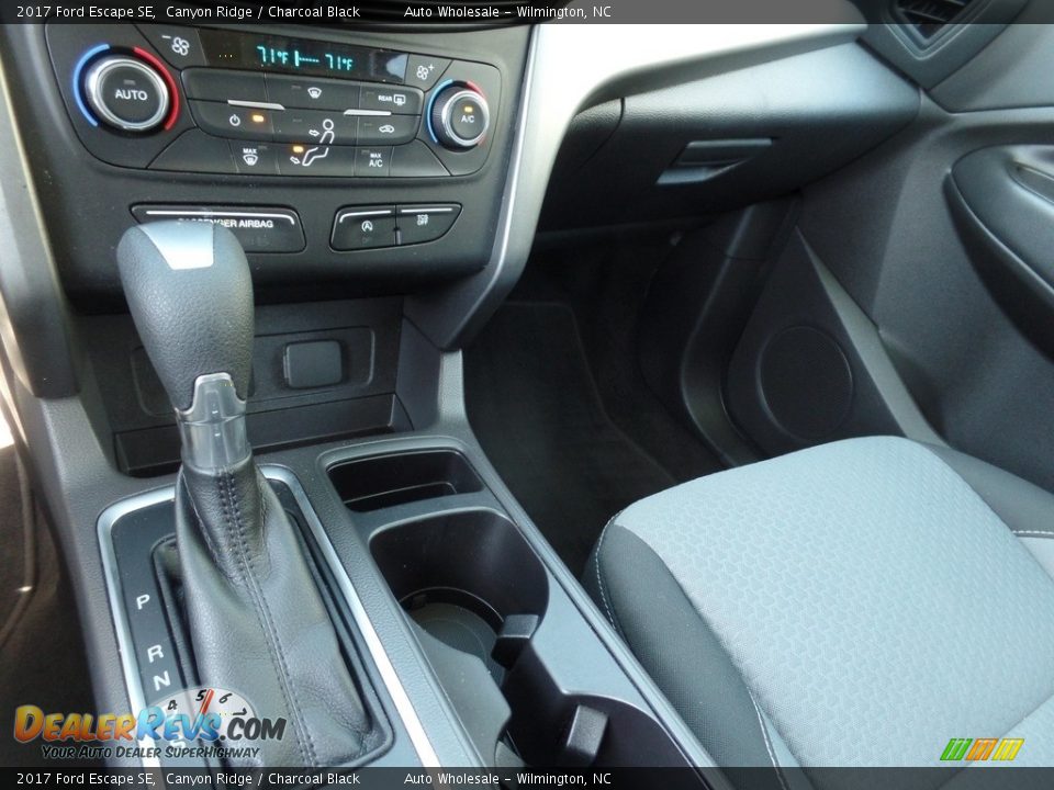 2017 Ford Escape SE Canyon Ridge / Charcoal Black Photo #19