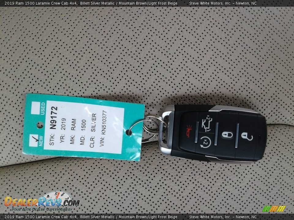 Keys of 2019 Ram 1500 Laramie Crew Cab 4x4 Photo #34